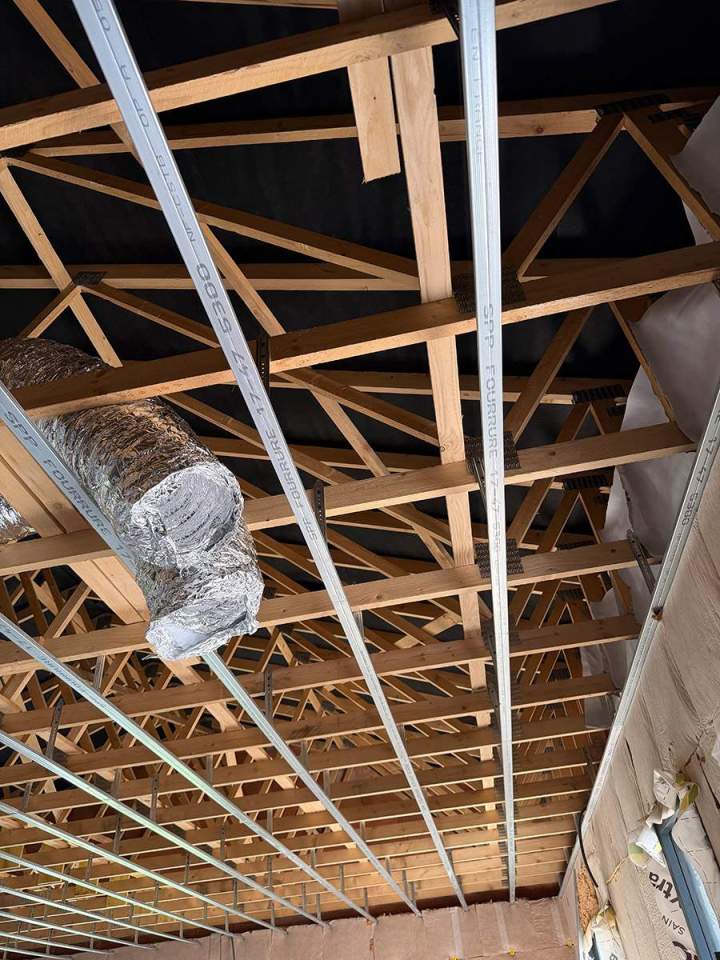 Gaines de ventilation sous la charpente Châlons-en-Champagne